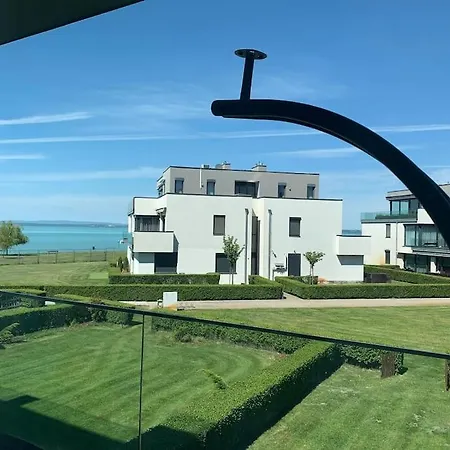 Golden Luxury シオーフォク