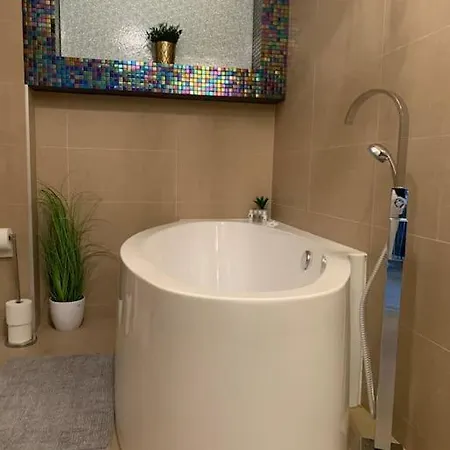 Golden Luxury Apartament